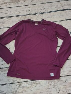 Nike Pro Plum Purple Fitted V Neck Long Sleeve Top L